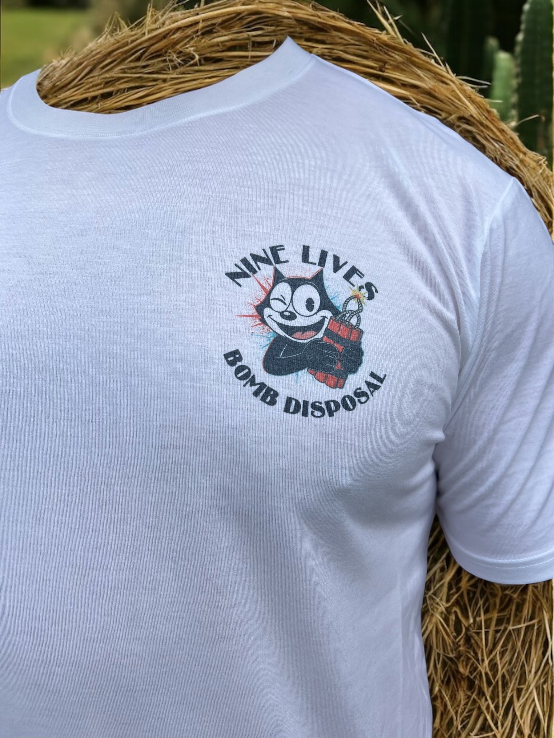 Nine Lives-Land T Shirt