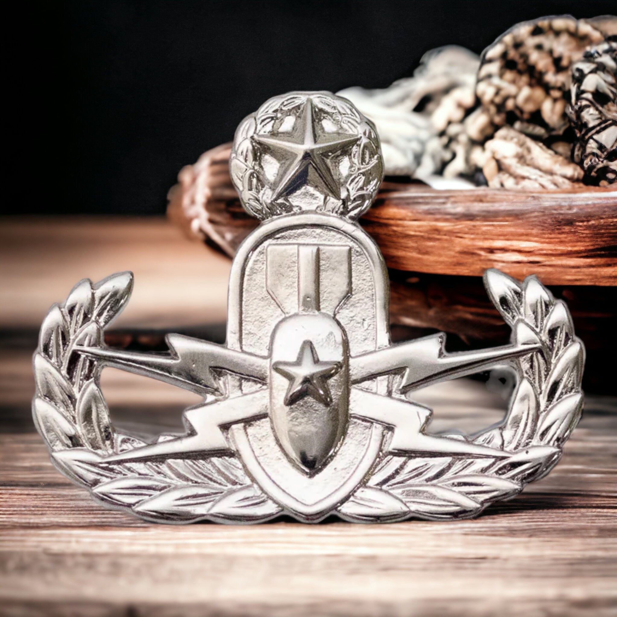 Vanguard EOD Mini Insignia Mirror Finish