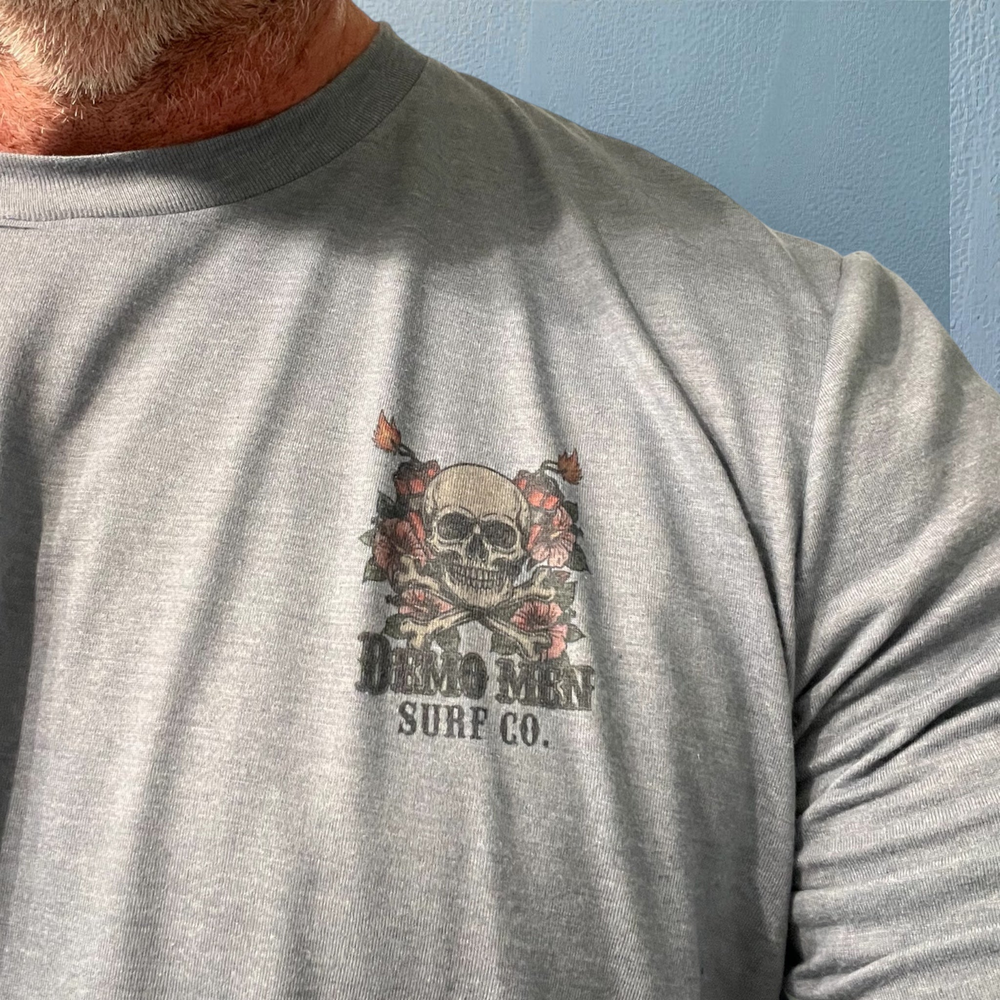 Demo Men Surf Co Long Sleeve Tee